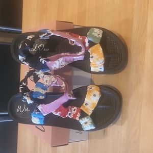 Wild Pair of Kendi Daisy Multi Sandal New in Box Size 8